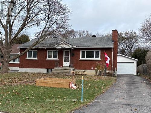 19 Mowat Street, Ottawa, ON - Outdoor