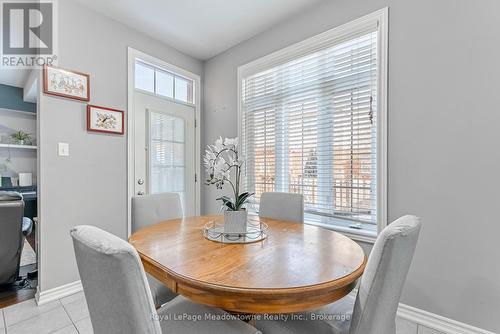 559 Murray Meadows Place, Milton (Cl Clarke), ON - Indoor Photo Showing Dining Room
