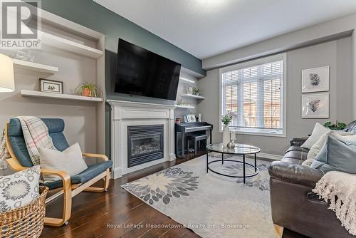 559 Murray Meadows Place, Milton (Cl Clarke), ON - Indoor Photo Showing Living Room With Fireplace
