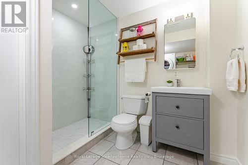 559 Murray Meadows Place, Milton (Cl Clarke), ON - Indoor Photo Showing Bathroom
