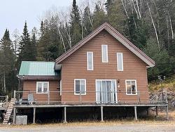 6 Rue de la Montagne  Pointe-À-La-Croix, QC G0C 1L0