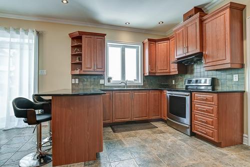Kitchen - 7655 Rue Liege, Brossard, QC - Indoor Photo Showing Kitchen
