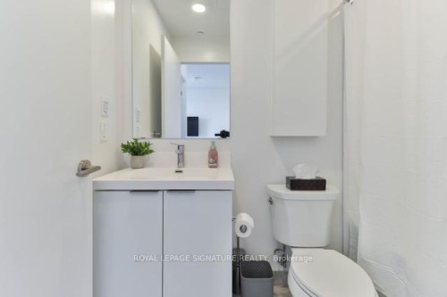 3205-50 O'Neill Road, Toronto, ON - Indoor Photo Showing Bathroom