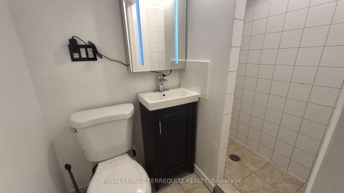 45 Forbes Road, Toronto, ON - Indoor Photo Showing Bathroom