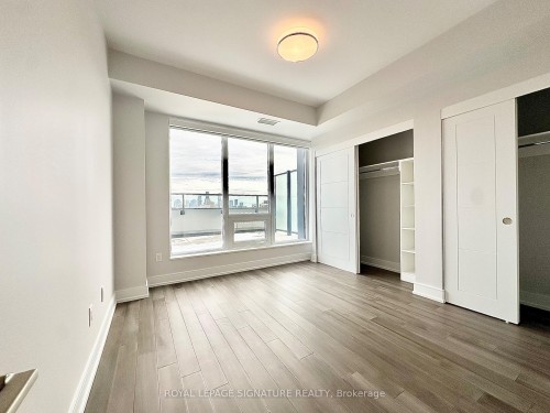 909-2525 Bathurst Street, Toronto, ON - Indoor Photo Showing Other Room