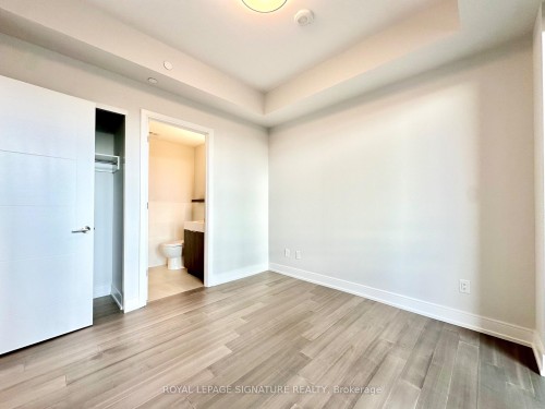 701-664 Spadina Avenue, Toronto, ON - Indoor Photo Showing Other Room