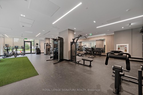 1002-664 Spadina Avenue, Toronto, ON - Indoor Photo Showing Gym Room