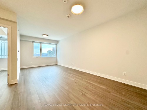 1002-664 Spadina Avenue, Toronto, ON - Indoor Photo Showing Other Room