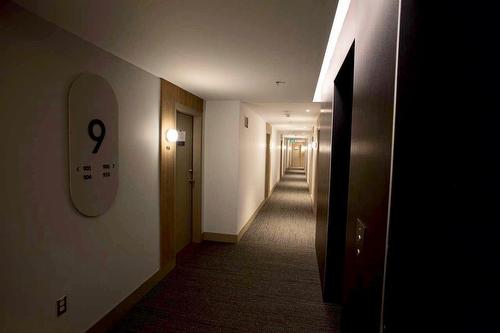 Hall d'entrée/Vestibule - 914-2320 Rue Tupper, Montréal (Ville-Marie), QC - Indoor Photo Showing Other Room