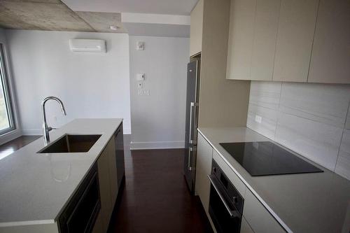 Cuisine - 914-2320 Rue Tupper, Montréal (Ville-Marie), QC - Indoor Photo Showing Kitchen