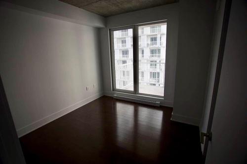 Chambre à coucher - 914-2320 Rue Tupper, Montréal (Ville-Marie), QC - Indoor Photo Showing Other Room