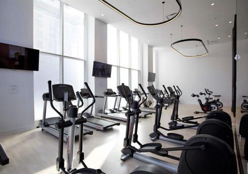 Salle d'exercice - 914-2320 Rue Tupper, Montréal (Ville-Marie), QC - Indoor Photo Showing Gym Room