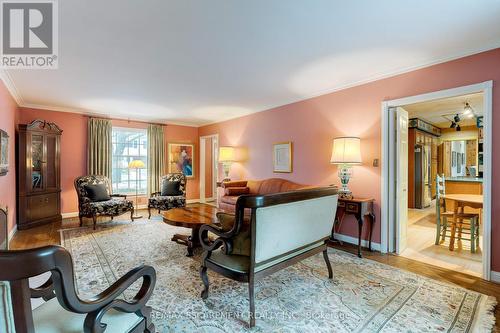 238 Penn Drive, Burlington, ON - Indoor Photo Showing Other Room