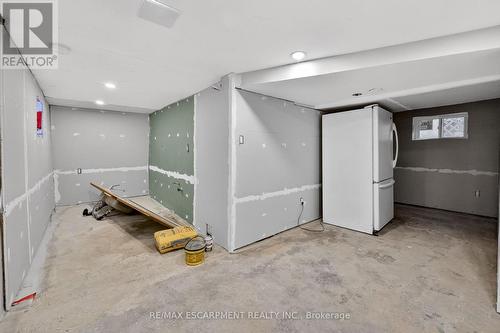 49 Allan Avenue, Hamilton, ON - Indoor