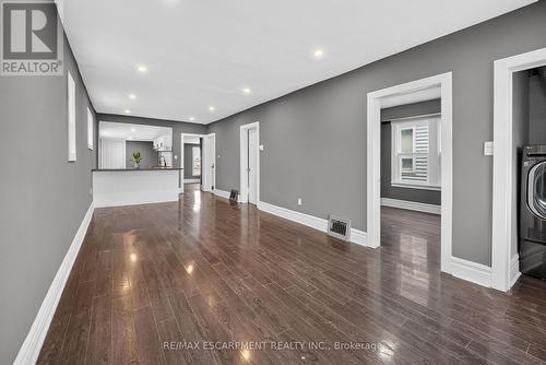 49 Allan Avenue, Hamilton, ON - Indoor Photo Showing Other Room