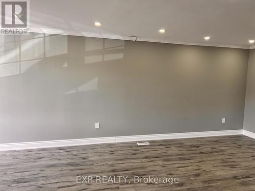 64 Gainsborough Road, Hamilton, ON - Indoor Photo Showing Other Room