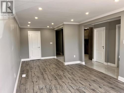 64 Gainsborough Road, Hamilton, ON - Indoor Photo Showing Other Room