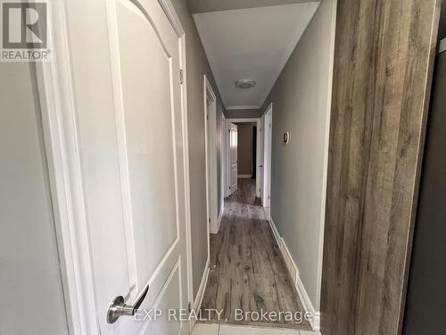 64 Gainsborough Road, Hamilton, ON - Indoor Photo Showing Other Room