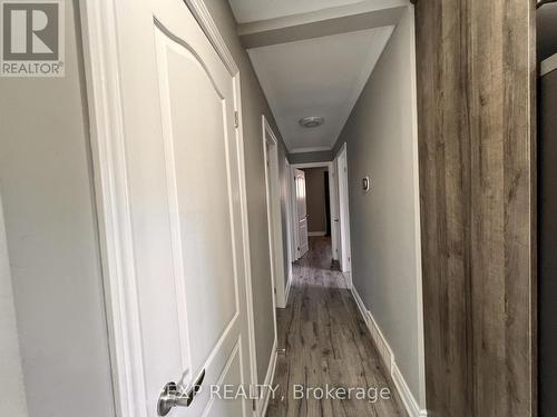 64 Gainsborough Road, Hamilton, ON - Indoor Photo Showing Other Room