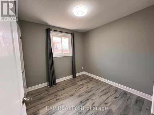 64 Gainsborough Road, Hamilton, ON - Indoor Photo Showing Other Room