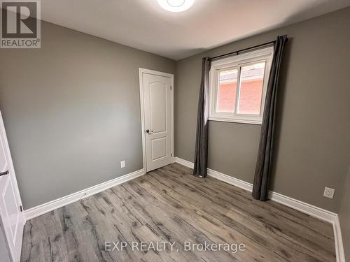64 Gainsborough Road, Hamilton, ON - Indoor Photo Showing Other Room