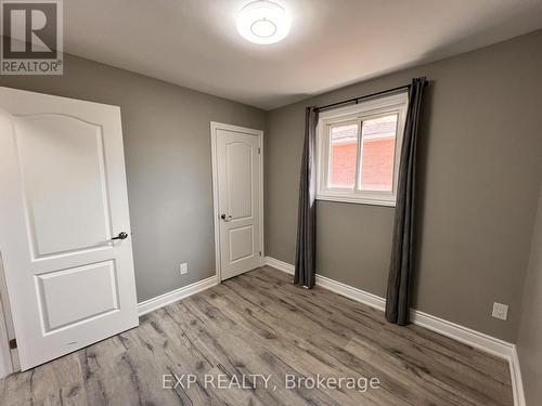 64 Gainsborough Road, Hamilton, ON - Indoor Photo Showing Other Room