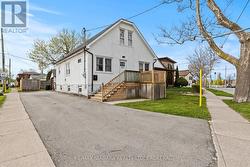 362 CARLTON STREET  St. Catharines (Facer), ON L2M 4W5