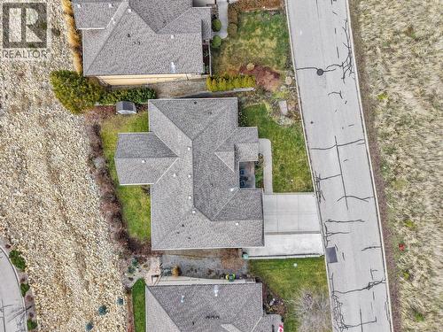 3582 Camelback Drive, Kelowna, BC - Outdoor