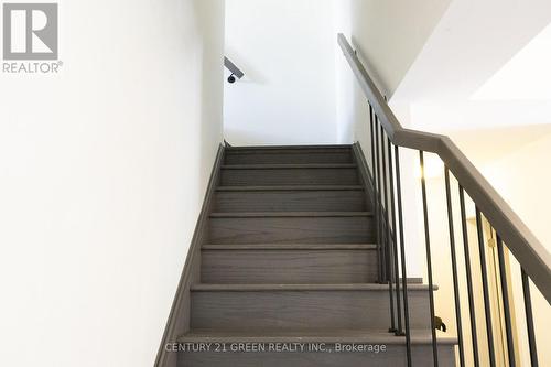 206 Huguenot Road, Oakville, ON - Indoor Photo Showing Other Room