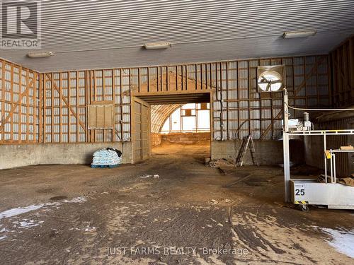 2899 Cromarty Drive, Thames Centre (Putnam), ON 