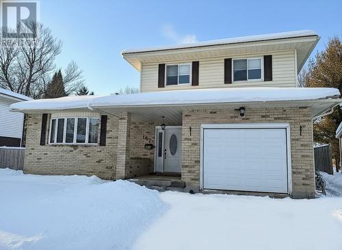 187 Parkland CRES  Sault Ste. Marie, ON P6A 6M4
