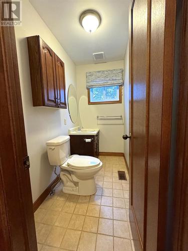 187 Parkland Cres, Sault Ste. Marie, ON - Indoor Photo Showing Bathroom
