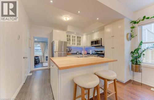 85 Chalmers Street N, Cambridge, ON - Indoor Photo Showing Kitchen