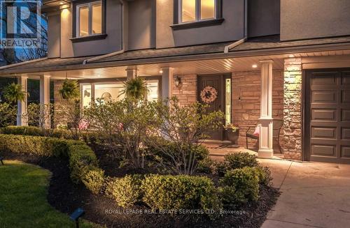 Backing onto Morrison Valley South! - 1302 Hillview Crescent, Oakville, ON - Outdoor