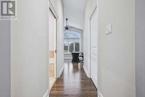 Access to the Private Primary Sitting Area - 1302 Hillview Crescent, Oakville, ON - Indoor Photo Showing Other Room