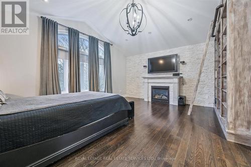 Primary Retreat w/Vaulted Ceiling & Gas Fireplace - 1302 Hillview Crescent, Oakville, ON - Indoor Photo Showing Bedroom With Fireplace