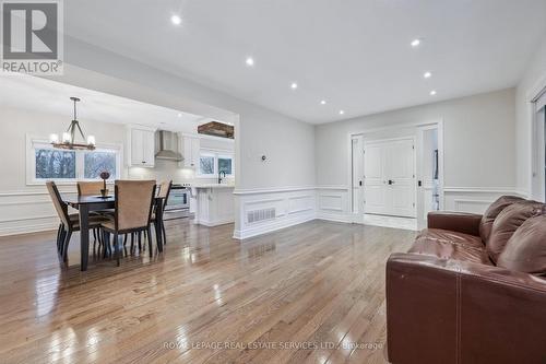 Designed for Entertaining & Everyday Family Living - 1302 Hillview Crescent, Oakville, ON - Indoor