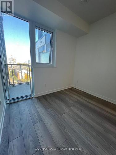 511 - 1007 The Queensway, Toronto, ON - Indoor Photo Showing Other Room