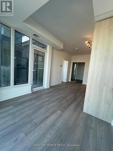 511 - 1007 The Queensway, Toronto, ON -  With Exterior