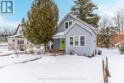 42 CHEMAUSHGON ROAD  Bancroft (Bancroft Ward), ON K0L 1C0