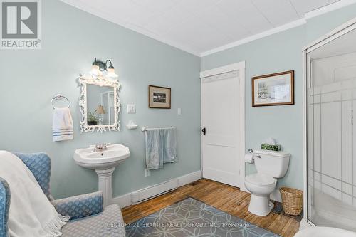 42 Chemaushgon Road, Bancroft (Bancroft Ward), ON - Indoor Photo Showing Bathroom