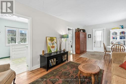 42 Chemaushgon Road, Bancroft (Bancroft Ward), ON - Indoor