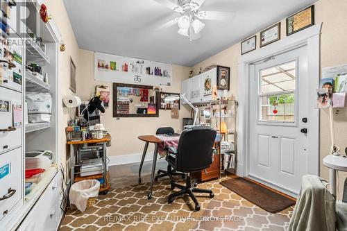 204 R33, Rideau Lakes, ON - Indoor