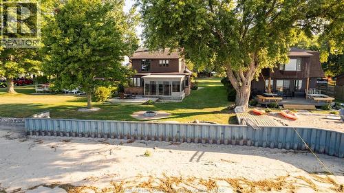 1818 Erie Avenue, Amherstburg, ON - Outdoor With Deck Patio Veranda