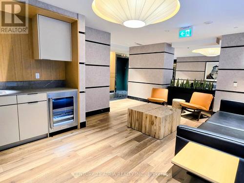 1902 - 327 King Street, Toronto, ON - Indoor