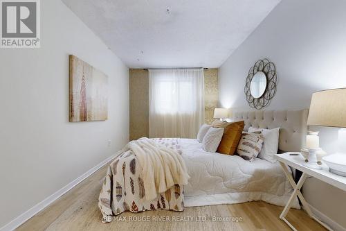 2144 Duberry Drive E, Pickering, ON - Indoor Photo Showing Bedroom