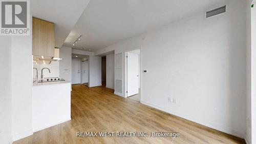 1016 - 1100 Sheppard Avenue W, Toronto, ON - Indoor Photo Showing Other Room