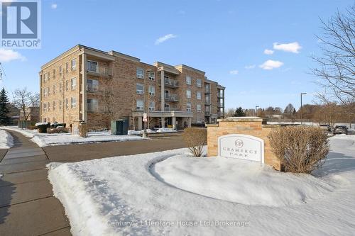 402 - 901 Paisley Road, Guelph (Willow West/Sugarbush/West Acres), ON 