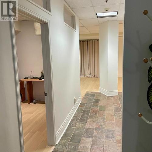 Lower - 80 Scollard Street W, Toronto, ON 