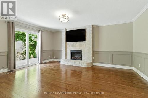 1624 Gallant Drive, Mississauga, ON - Indoor Photo Showing Other Room With Fireplace